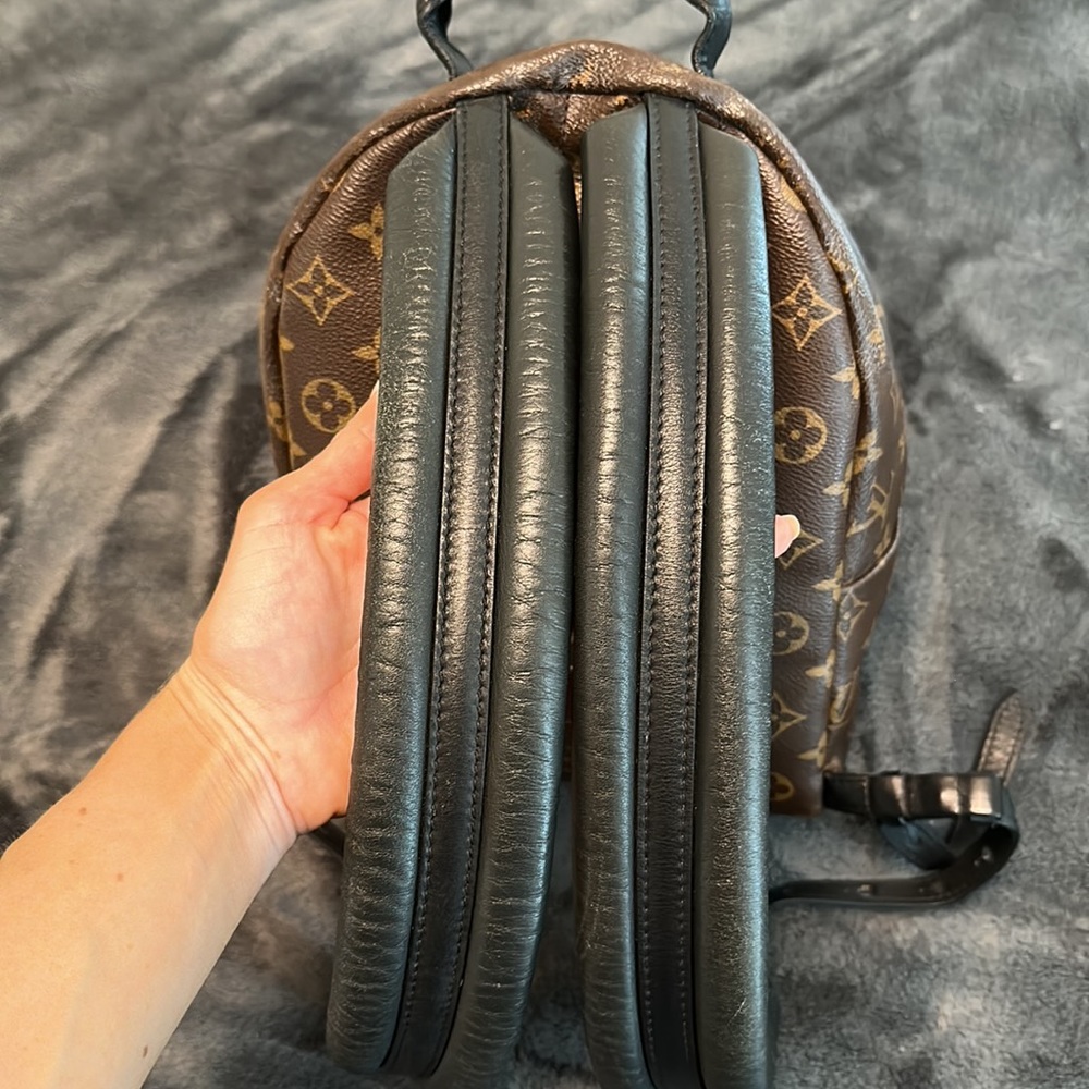Louis Vuitton Monogram Backpack - Picture 4 of 9